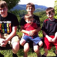 Kimberly Hardin Photo 27