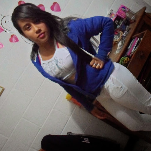 Alexa Martinez Photo 14