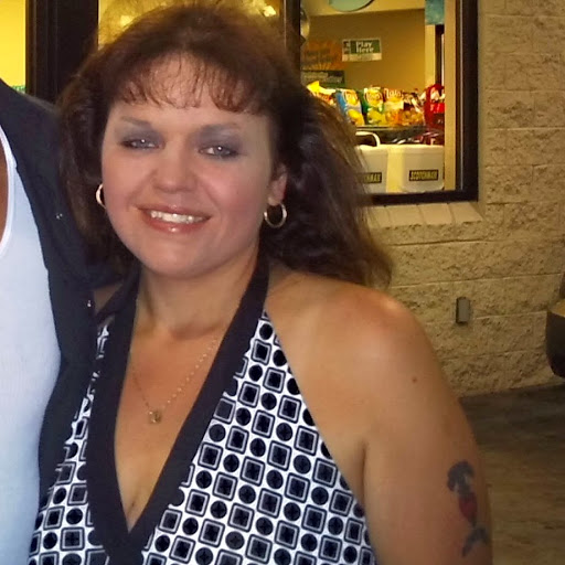 Stephanie Conner Photo 6