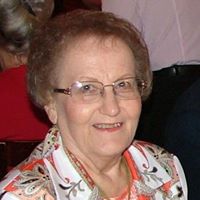 Clara Miller Photo 9