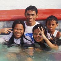 Ana Tolentino Photo 16