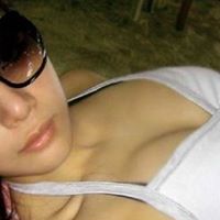 Angela Devlin Photo 32