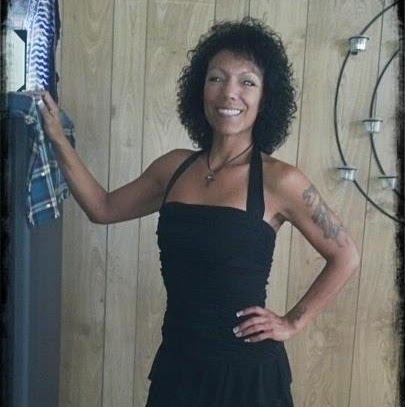 Julia Petersen Photo 24
