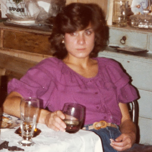 Donna Fahey Photo 22