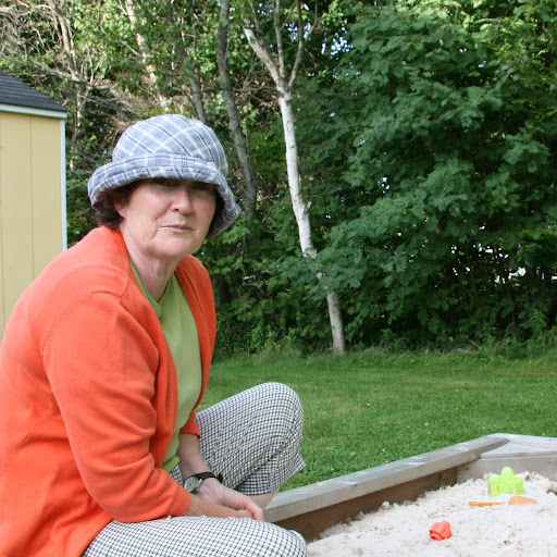 Elizabeth Rankin Photo 22