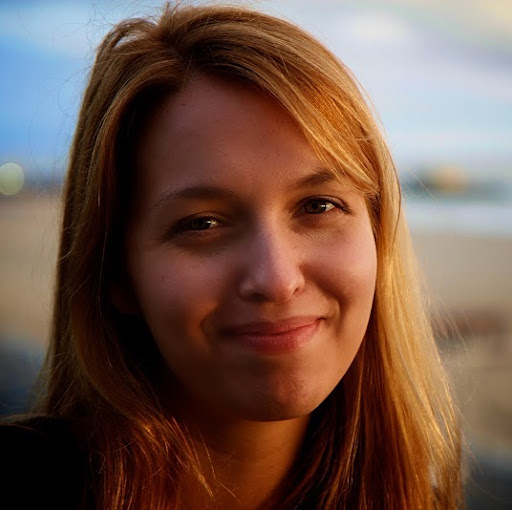 Tessa Phillips Photo 27