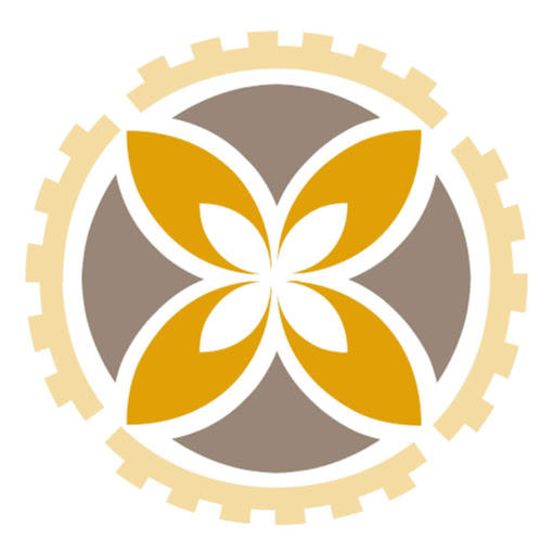 Caroline Bell Photo 8