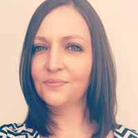 Julie Applegate Photo 31