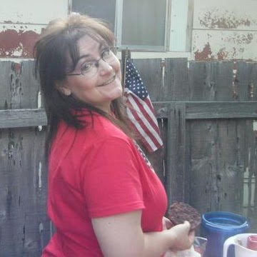 April Ferguson Photo 31