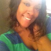 Traci Hardy Photo 10