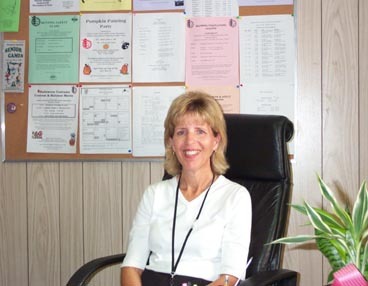 Carol Carter Photo 4