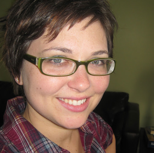 Laura Mccullough Photo 11