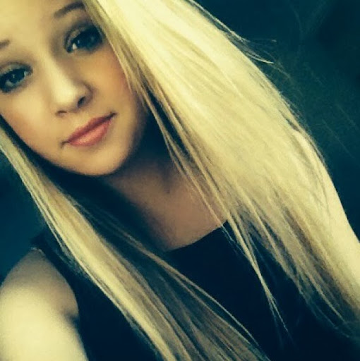 Sarah Greenwood Photo 19