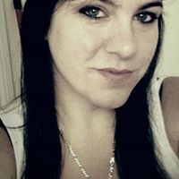 Michelle Petrucci Photo 9