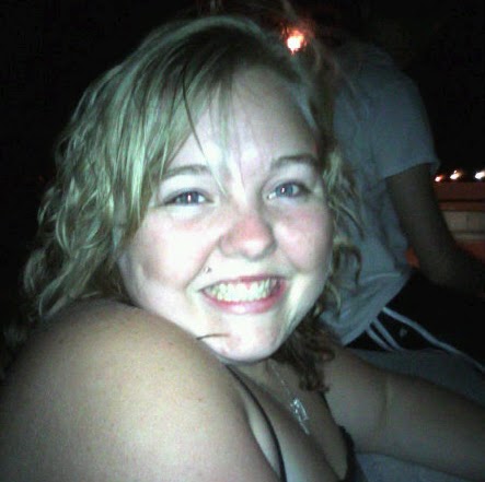 Lindsey Hicks Photo 25
