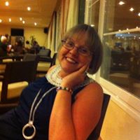 Janet Taylor Photo 21