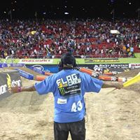 Tony Quiroz Photo 6