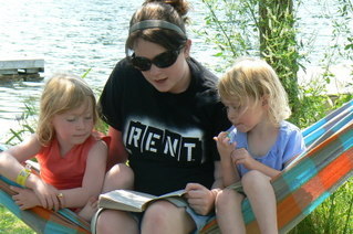 Mary Wilkinson Photo 6