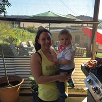 Elizabeth Maloney Photo 31