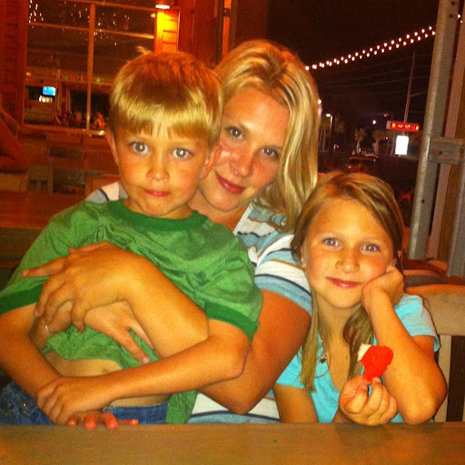 Christine Taylor Photo 9