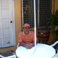 Miguel Henriquez Photo 31