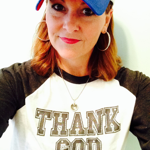 Kelly Fowler Photo 13