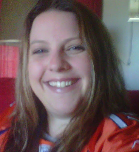 Jessica Huggins Photo 20