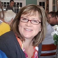 Julie Mckenna Photo 14