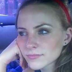 Kristen Hopkins Photo 18