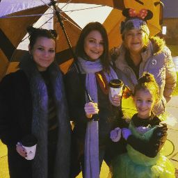 Diana Howell Photo 37