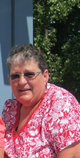 Darlene Walter Photo 7