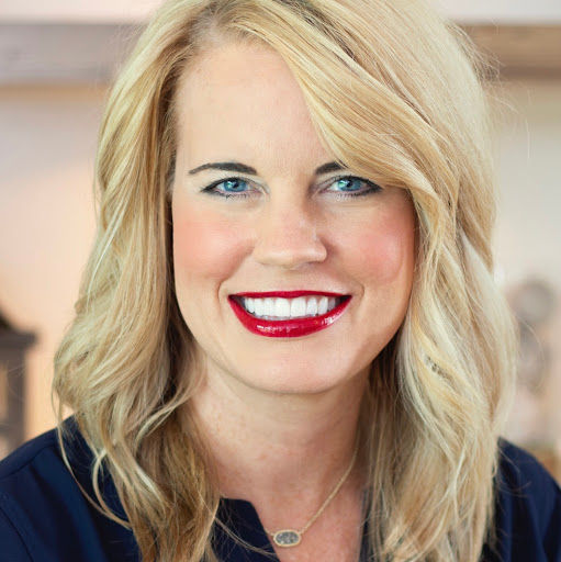 Shannon Vaughn Photo 19