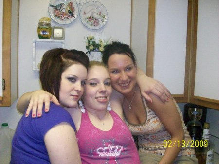 Laura Middaugh Photo 5