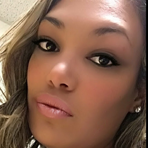 Cynthia Rosado Photo 30