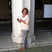 Christine Ryan Photo 28