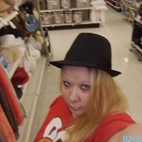 Stacie Ainsworth Photo 14