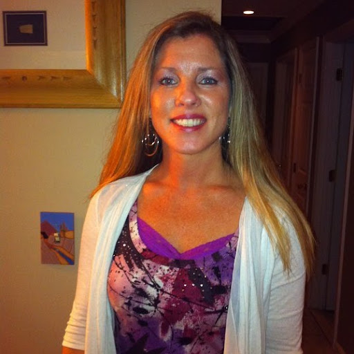 Lisa Dillon Photo 10