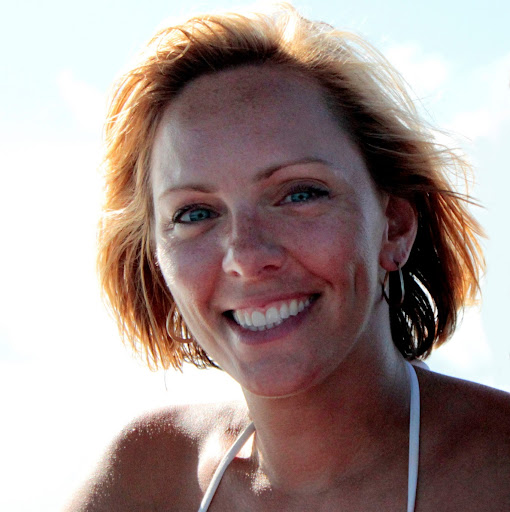 Julie Schultz Photo 10