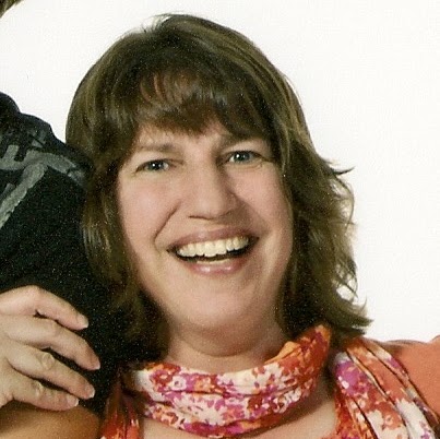 Paula Parker Photo 27