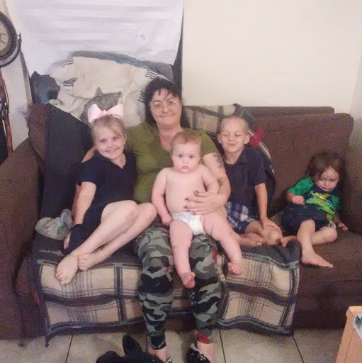 Rachel Miller Photo 16