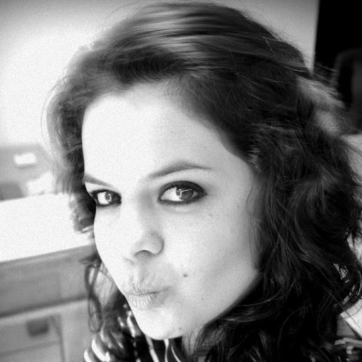 Mary Maciel Photo 9