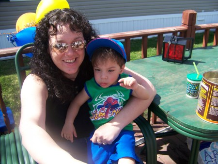 Kelly Russell Photo 34