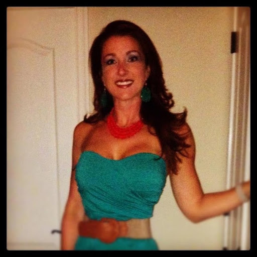 Jennifer Golden Photo 31