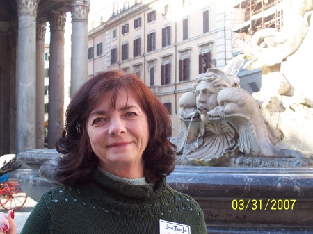 Kathleen Holt Photo 27