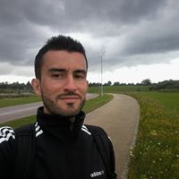 Alejandro Castro Photo 35