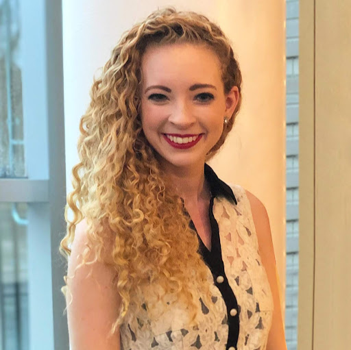 Kristin Mayhew Photo 3