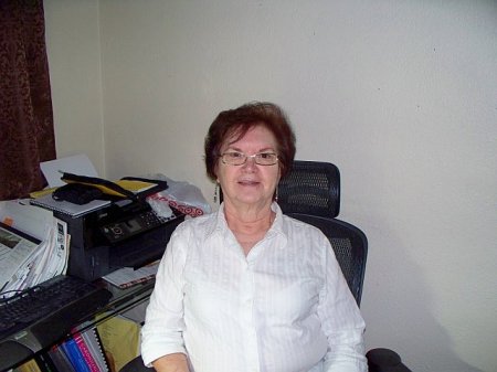 Mary Meadows Photo 32