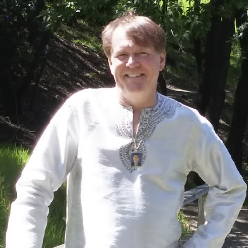 Stephen Colwell Photo 30