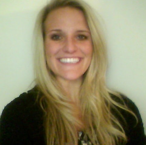 Stephanie Sampson Photo 29