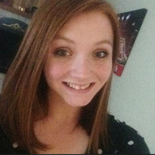 Samantha Daugherty Photo 3